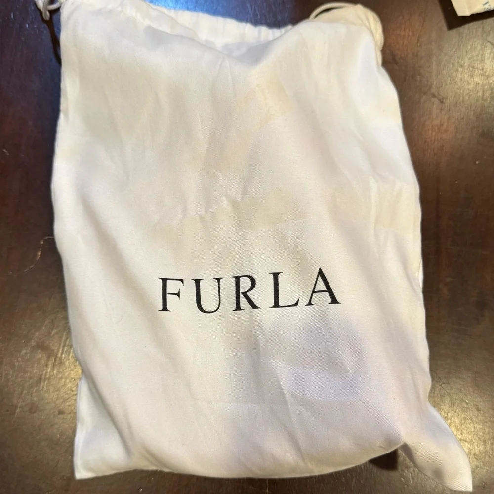 Furla Dual-Tone Blush Pink and Coral Crescent Cosmetic Accessory Bag Set (2)